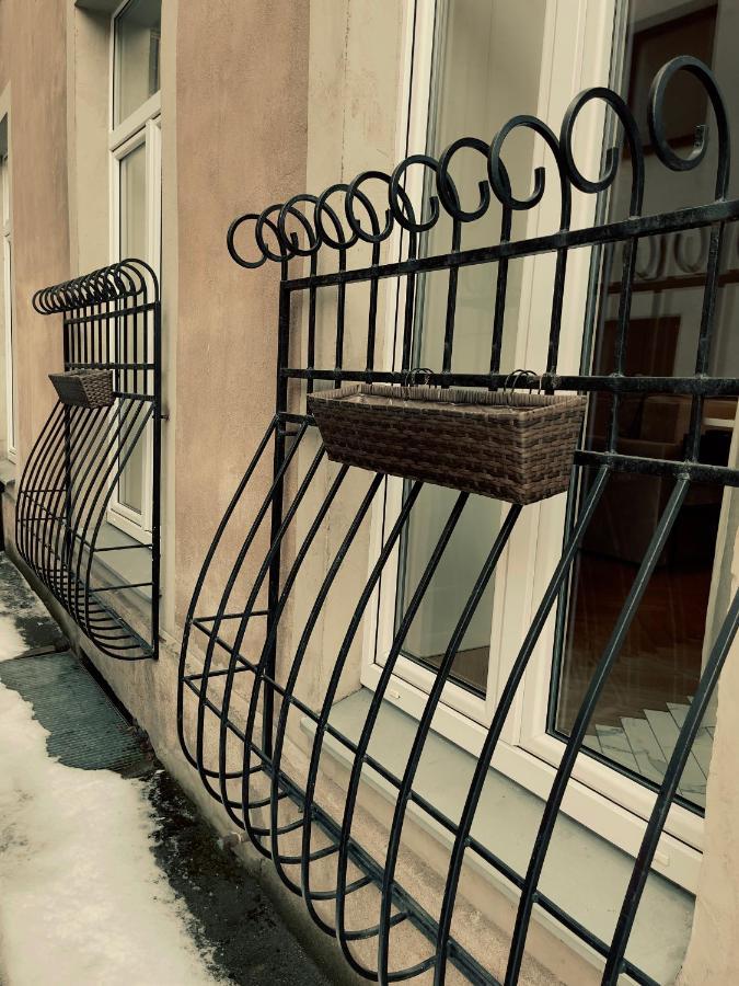 Miro Rooms French - Quiet Chic, Free Private Parking Riga Exterior foto
